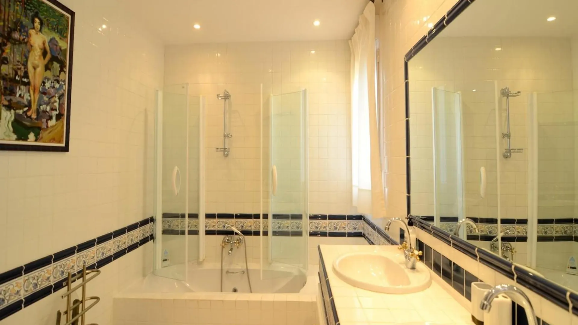 The Villa In Begur Has 5 Bedrooms