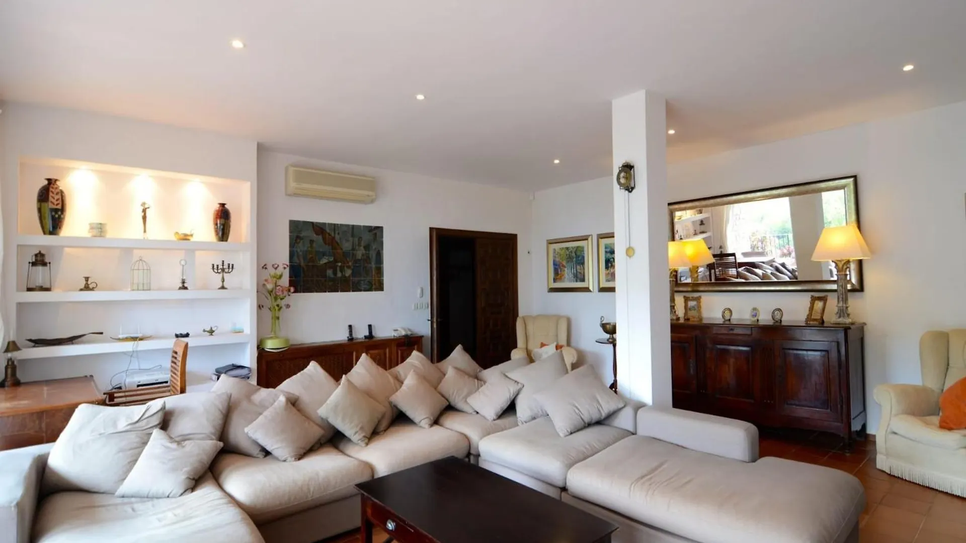 The Villa In Begur Has 5 Bedrooms