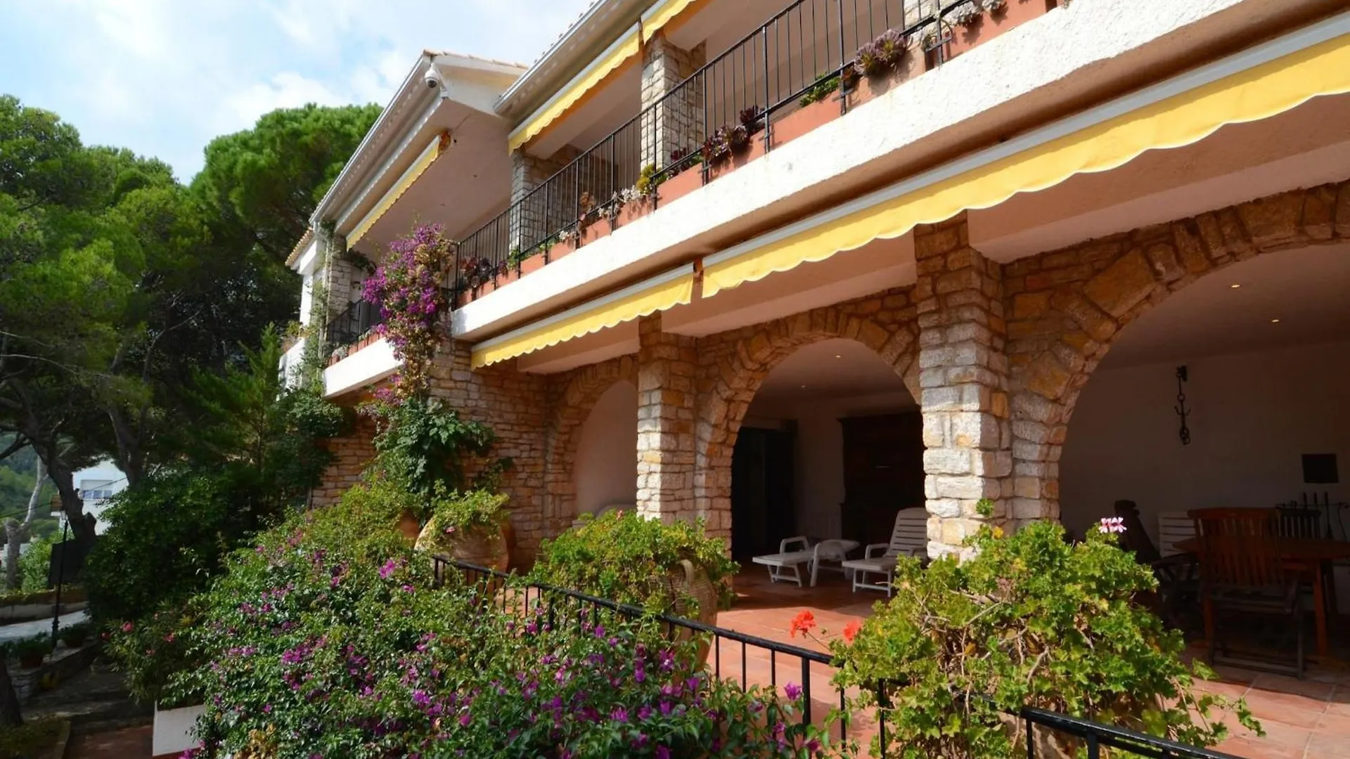 The Villa In Begur Has 5 Bedrooms 0*,  Spanyolország